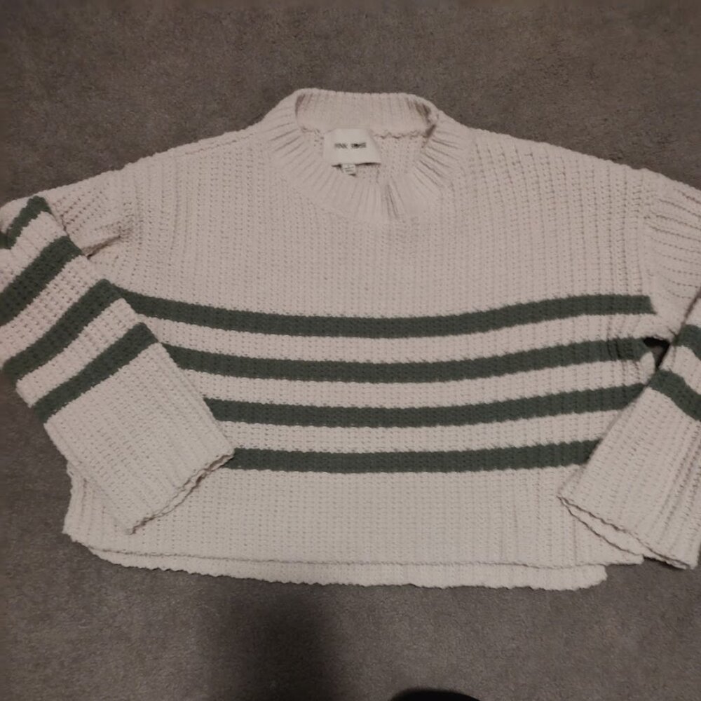 Pink Rose Crop Crocheted Sweater